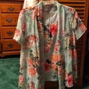 Springy 3 piece Top with necklace